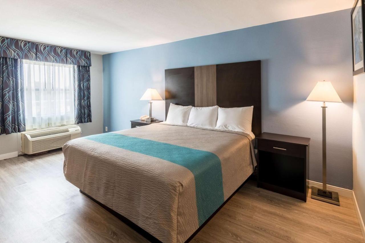 Econo Lodge Mineral Wells Εξωτερικό φωτογραφία